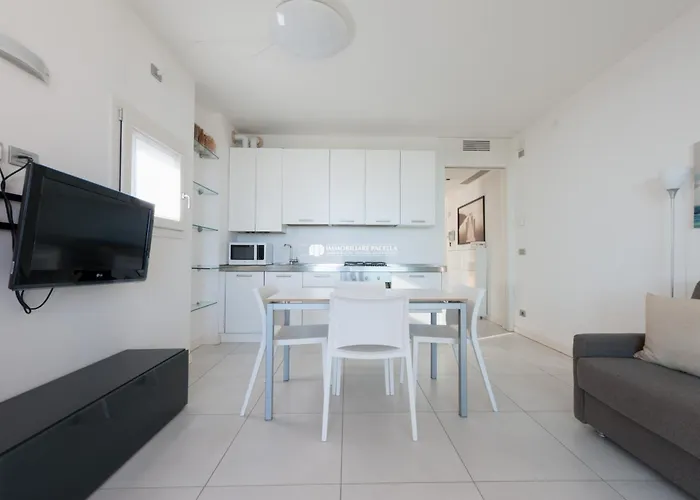 Frontemar Immobiliare Pacella Lägenhet